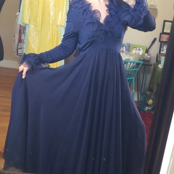VTG Gorgeous Navy Blue Ruffle Chiffon Boho Dress - Picture 5 of 8